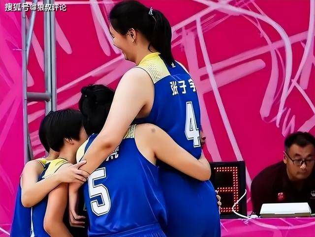 女厕蹲坑偷拍嘘嘘高清精品