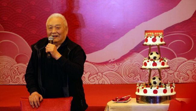 在线免费午夜视频